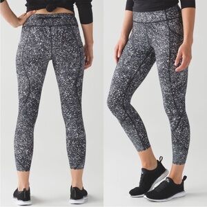 Lululemon Tight Stuff Tight II in the "Luminesce Splatter White Black” print